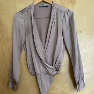 Abercrombie XS long sleeve satin bodysuit color blush pink
